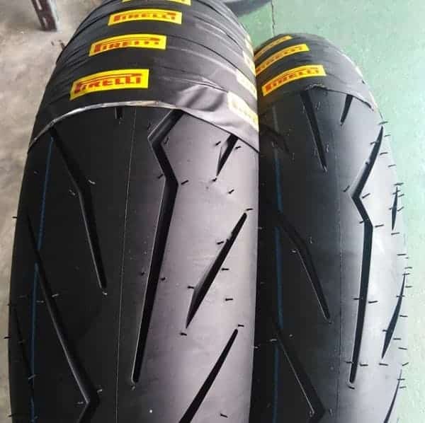  Lốp Pirelli 130/70-17 Diablo Rosso Sport chất lượng, có độ bền cao