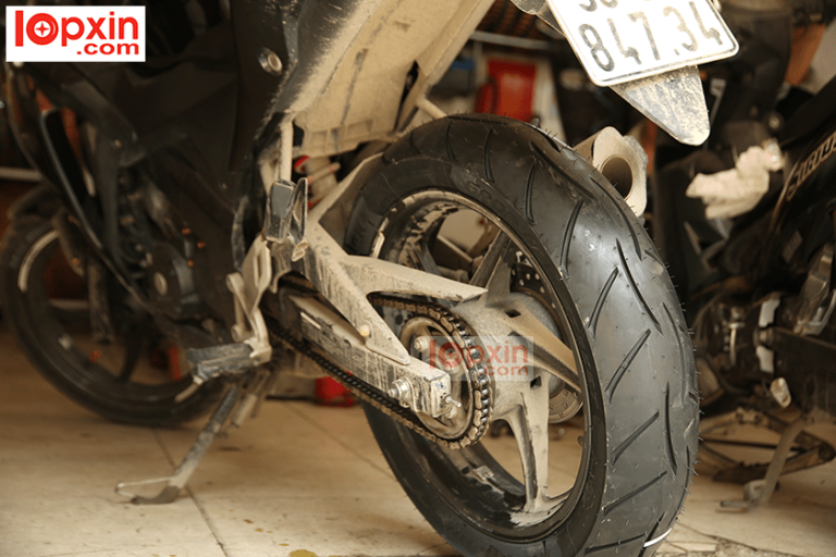 Lốp metzeler sportec street 150 cho Honda CBR